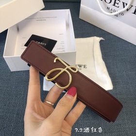 Дамский ремень Loewe с точно выполненной пряжкой из итальянской к