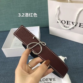 Ремень для дам от Loewe с прецизионной гальванической застежкой,
