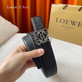 LOEWE Ремни LOEWE Новая модель с тиснением. Изготовлен из мягкой