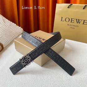 LOEWE Ремни LOEWE Новая модель с тиснением. Изготовлен из мягкой