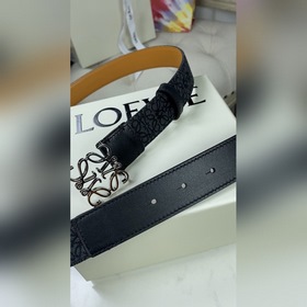 LOEWE Браслет из гофрированной кожи кожи Anagram Ремень из кожи