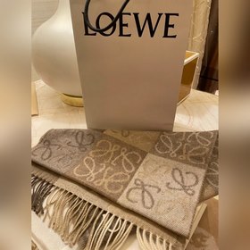 LOEWE Нежный цвет молочного чая, 90% шерсть басулан + 10% козья