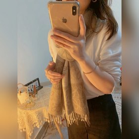 LOEWE Нежный шарф цвета молочного чая, 90% шерсть басулан + 10% к