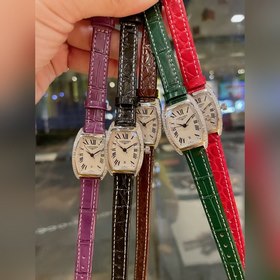 Longines Small Classic с тремя стрелками календарем Эта модель яв