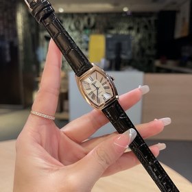 Коллекция Longines Classic. Классическая форма бочонка. Размер ко