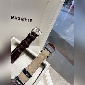 Часы LONGINES из серии «Простота и элегантность» Изготовлены из н