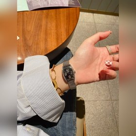 Longines Small Classic с тремя стрелками календарем Эта модель яв