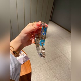 Longines Small Classic с тремя стрелками календарем Эта модель яв
