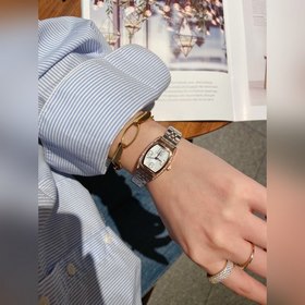 Longines Small Classic с тремя стрелками календарем Эта модель яв