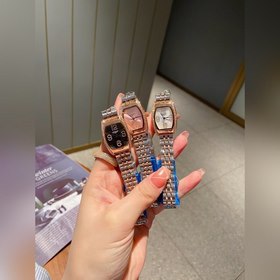 Longines Small Classic с тремя стрелками календарем Эта модель яв