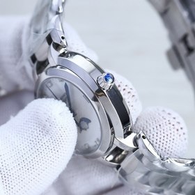 Часы Longines Heart Moon с лунными фазами – это элегантность в чи