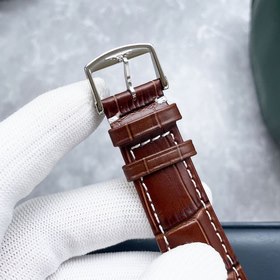 Longines — высококачественные мужские часы с классическим дизайно