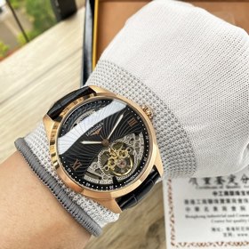 Элегантные мужские часы Longines с впечатляющим ажурным дизайном 