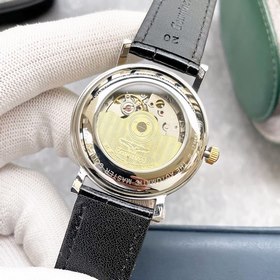 Longines — высококачественные мужские часы с классическим дизайно