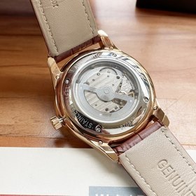 Элегантные мужские часы Longines с классическим двухстрелочным ме