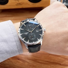 Longines – высококачественные мужские часы с четырьмя стрелками. 