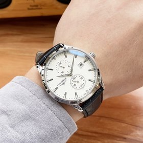 Longines – высококачественные мужские часы с четырьмя стрелками. 