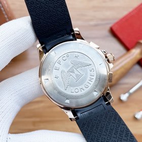 Longines - шестистрелочный мужской хронограф с кварцевым механизм