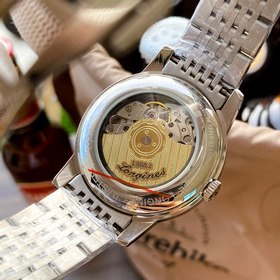 Longines — высококачественные мужские часы с классическим дизайно