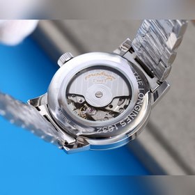 Longines Classic Watchmaking Tradition 1832 Модель： L4.825.4.92.2