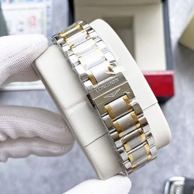 Элегантные мужские часы Longines с впечатляющим ажурным дизайном 