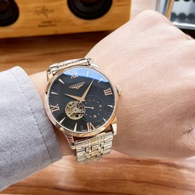 Longines — высококачественные мужские часы с лаконичным дизайном 