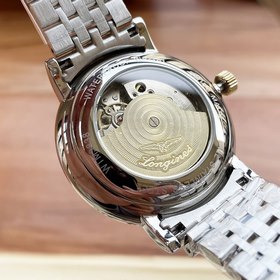 Longines — высококачественные мужские часы с классическим дизайно