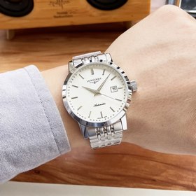 Longines - Серия традиционных часов / Серия 1832 Механизм Оснащен