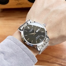 Longines - Серия традиционных часов / Серия 1832 Механизм Оснащен