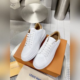 Спортивные кроссовки LV Time Out Изготовлены из гладкой кожи, дек