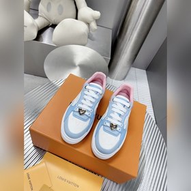 Спортивные кроссовки LV Time Out Классическая форма из гладкой ко