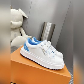 Спортивные кроссовки LV Time Out Классическая форма из гладкой ко