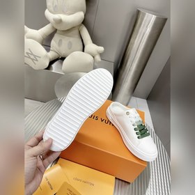 Спортивные кроссовки LV Time Out Классическая форма из гладкой ко