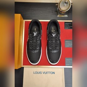 LOUIS VUITTO  Классические модные кроссовки LV Внутренняя часть