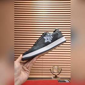 LOUIS VUITTO  Классические модные кроссовки LV Внутренняя часть