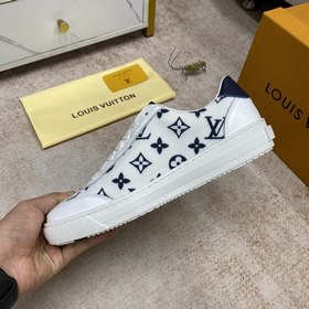 LOUIS VUITTON Луи Виттон Миланский показ мод. Повседневные кроссо