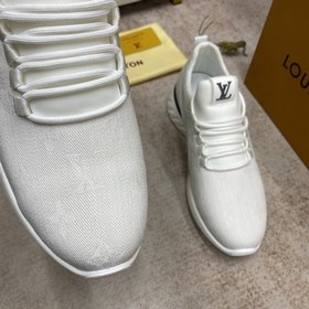 LV Louis Vuitton роскошные спортивные кроссовки Импортный материа
