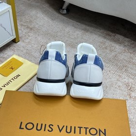 LV Louis Vuitton роскошные спортивные кроссовки Импортный материа