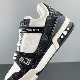 Louis Vuitton Луи Виттен Trainer Свободные кроссовки Черный и бел