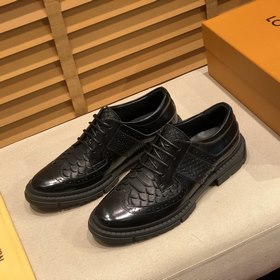 Louis Vuitton Классическая модель кожаных туфель Незаменимый эл