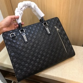 Lv Мужская сумка для документов из кожи слоновой кости Модель： 84