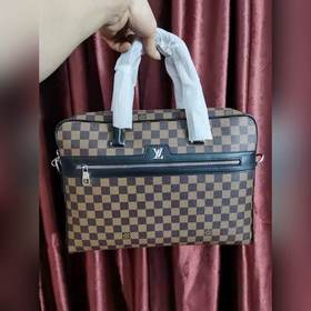 LV сумка через плечо с ручкой Модель： 869-1 Изготовлена из класси