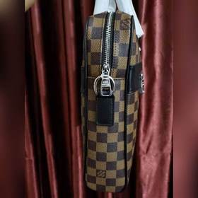LV сумка через плечо с ручкой Модель： 869-1 Изготовлена из класси