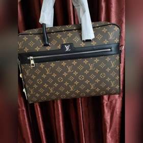 LV Сумка-портфель через плечо Модель： 869-1 Изготовлена из класс