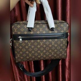 LV Сумка-портфель через плечо Модель： 869-1 Изготовлена из класс