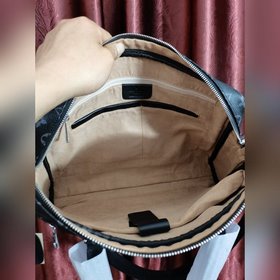 LV Сумка-портфель через плечо Модель： 869-1 Изготовлена из класс