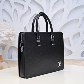 Мужской портфель LV из телячьей кожи Изготовлена из телячьей кожи