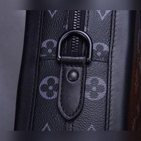 LV Soft Trunk портфель Модель： M44952 Прямая форма из ткани Monog