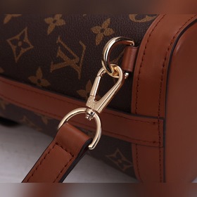 Рюкзак LV Dauphine из ранней весенней коллекции, модель： M44393 Р