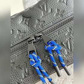 Рюкзак LV Dean, модель m59924 Двухплечевая сумка Dean из кожи с т